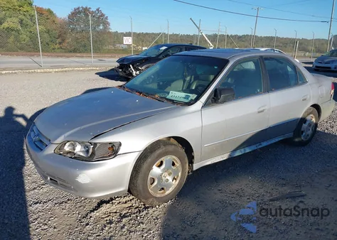 2002 Honda Accord 3.0 Ex из США, поврежденный, VIN 1HGCG16582A078395